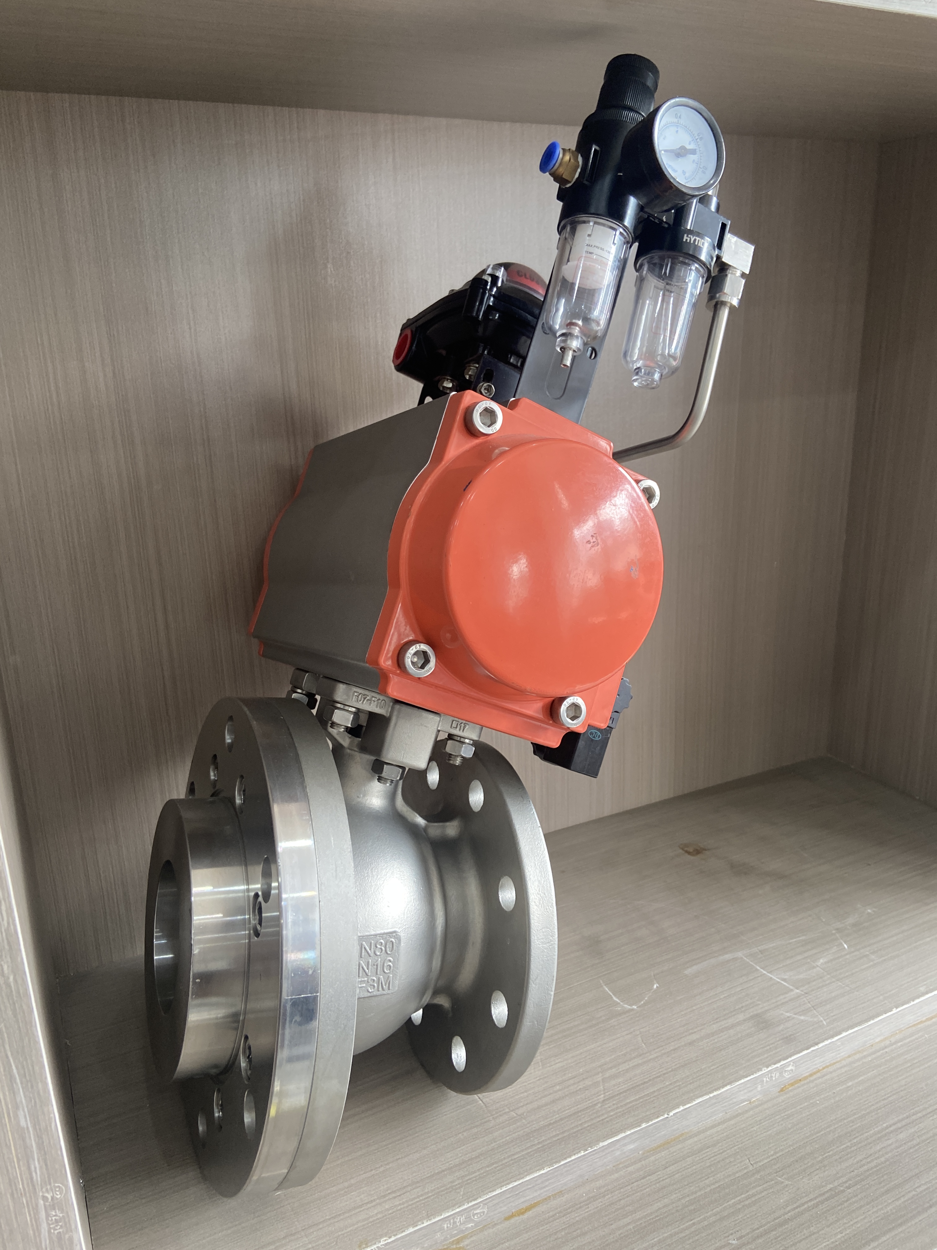 玮控气动放料球阀，铸造加高支架！双密封如何保障阀杆零泄漏